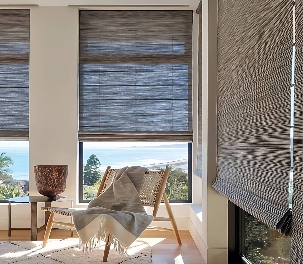 Hunter Douglas Alustra® Woven Textures® Roller Shades near Kalaheo, Hawaii (HI) 